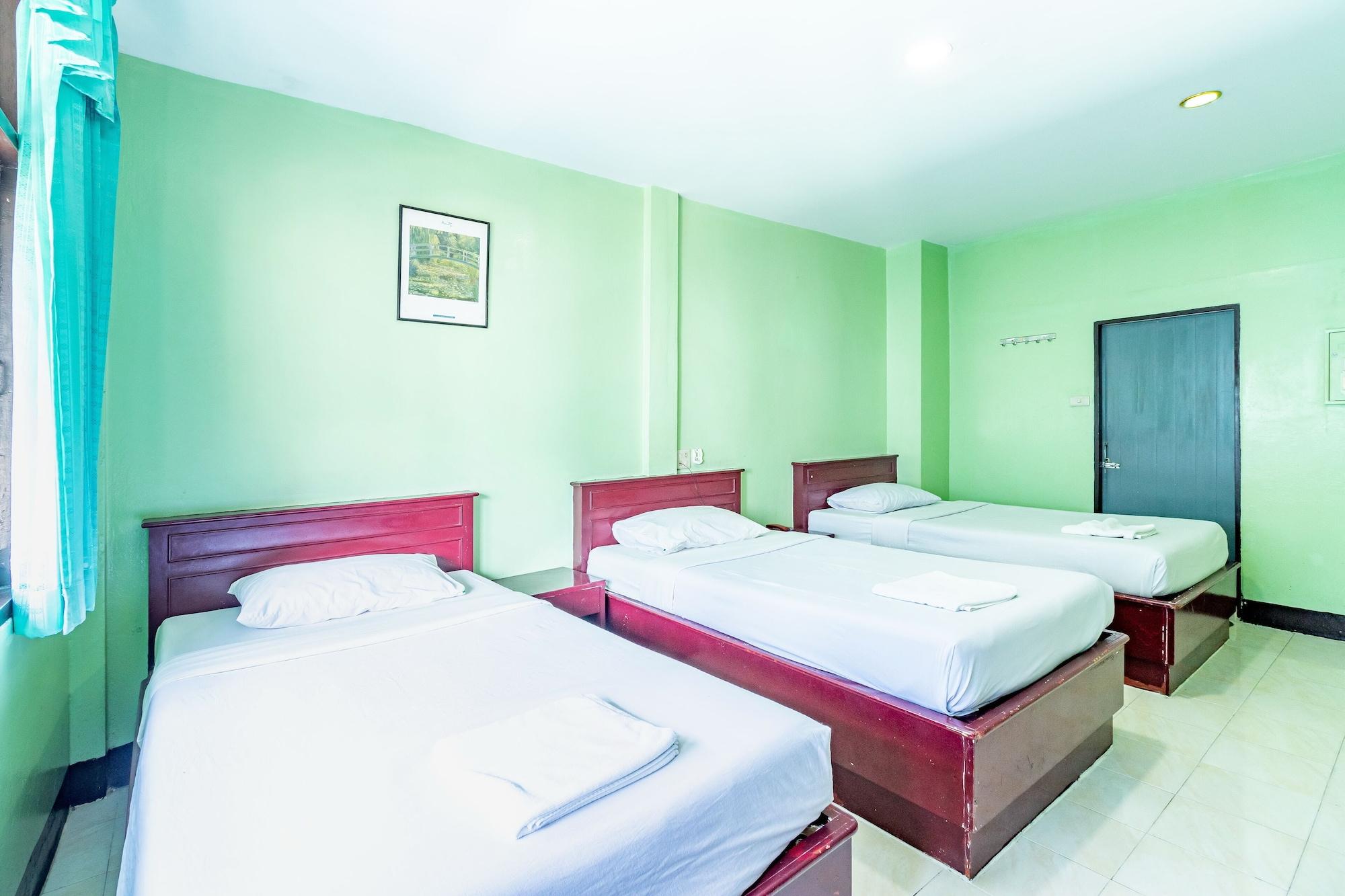 Woodlands Inn Hotel Бангкок Экстерьер фото